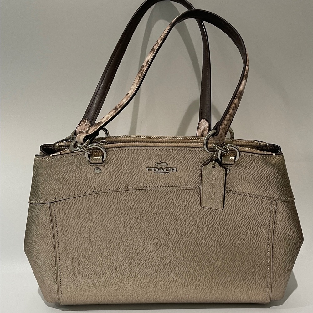 Coach Gold  Leather Shoulder Bag